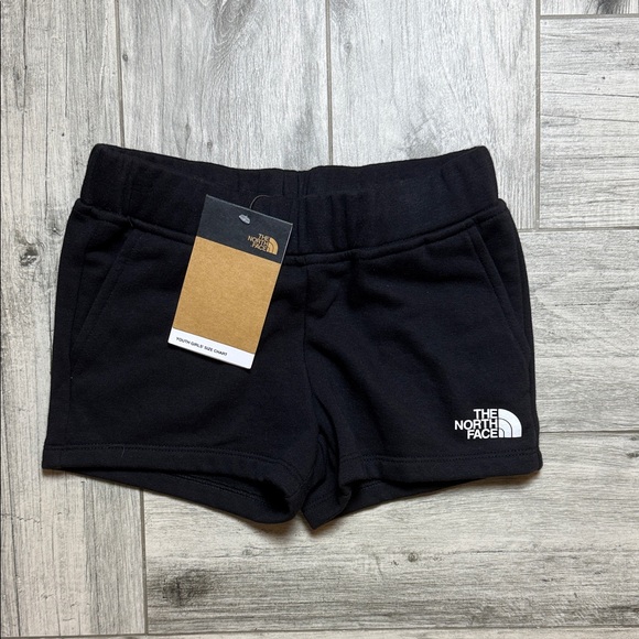 The North Face Kids Black Active Shorts - Picture 1 of 5